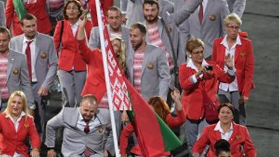 Rus bayrağı olimpiyatta kriz çıkardı