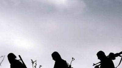 PKK 2'si asker 4 kişiyi kaçırdı