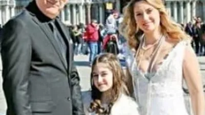 Eski eşiyle nikah masasında !