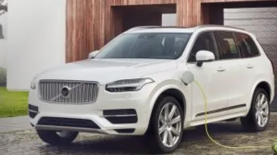 Volvo 127 bin aracını geri çağırıyor !