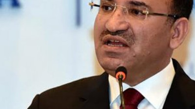 Bekir Bozdağ'dan FETÖ'cülere teklif