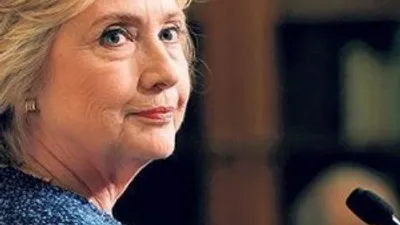 Clinton geri adım attı !