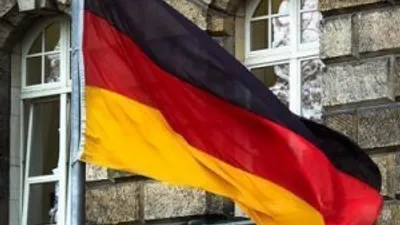 35 diplomat iltica talebinde bulunmuş !