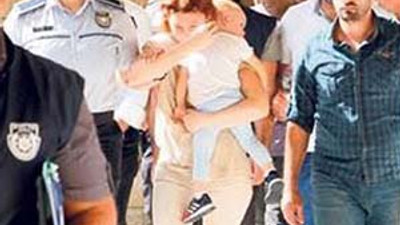 Taşıyıcı anne çocuğunu kaçırdı