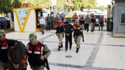Sınırda 3 terörist yakalandı