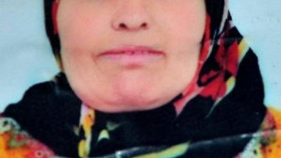Eşini keserle öldürmekten...