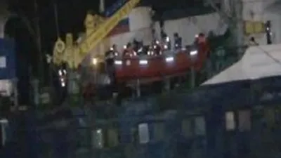 RUS GEMİSİ İSTANBUL'DA KARAYA OTURDU !