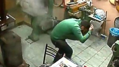 Soba bomba gibi patladı