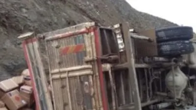 Dinamit yüklü kamyon kaza yaptı !