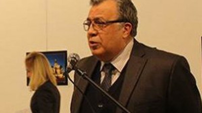 Rus Büyükelçisi Karlov hayatını kaybetti