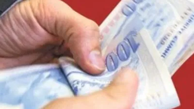 Türk-İş: ''Asgari ücretliye yeni bir yük geldi''