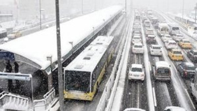 Metro ve metrobüs sabaha kadar çalışacak
