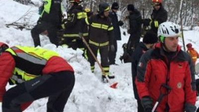 İtalya'daki çığ faciasında bir mucize daha