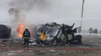Tanker ile TIR çarpıştı: 2 kişi ölü