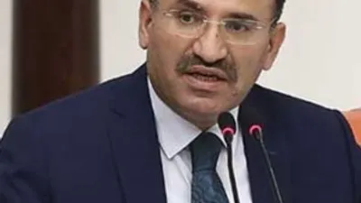 Bakan Bozdağ: Hayır diyenler...
