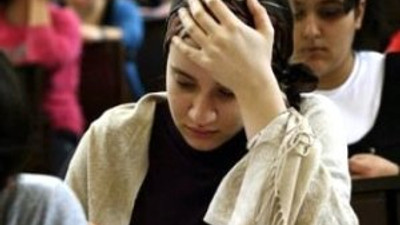 AÖF sınavları ertelendi! İşte yeni tarihler
