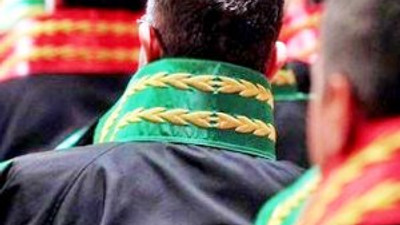 HSYK 227 hakim ve savcıyı ihraç etti