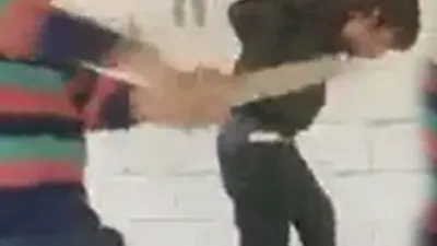 İnşaatta madde bağımlısı genci sopayla dövdüler