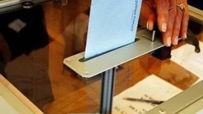 Referandumda "evet" demek için istifa etti