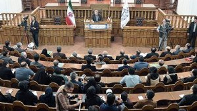 İran'da 'Ehl-i Sünnet'e hakarete' soruşturma talebi