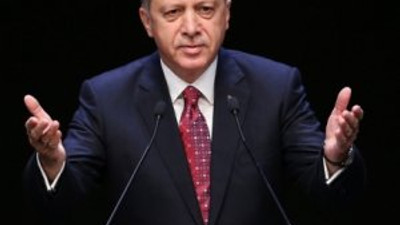 Erdoğan'dan 12 dilde 8 Mart mesajı