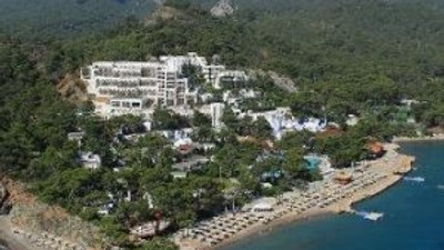 5 yıldızlı tatil köyü icradan satılıyor