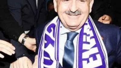 Bakan'la selfie çekerken görünmez kaza...