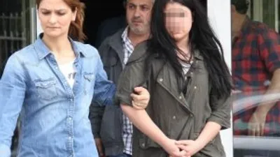 İç çamaşırından bakın ne çıktı !