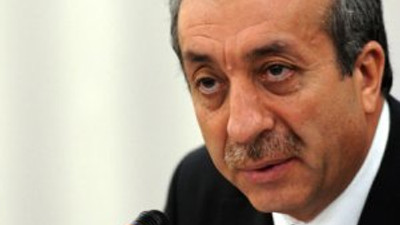 Almanya Mehdi Eker'in programını iptal etti