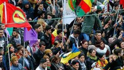 Almanya'daki görüntüye tepki yağdı !