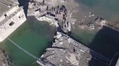 Rusya'dan flaş açıklama ! Köprüler yıkıldı, ulaşım durdu