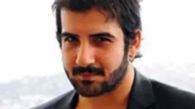Paşhan artık ders veriyor !
