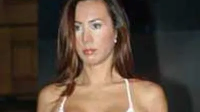 Asena ailesini silmiş !