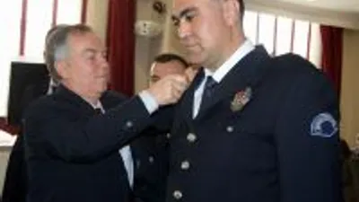 81 POLİSE BAŞPOLİS VE KIDEMLİ BAŞPOLİS RÜTBESİ TAKILDI