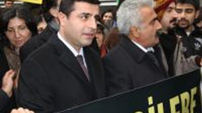 Poşu Davası Tutuklusu Üniversiteli Gence Destek