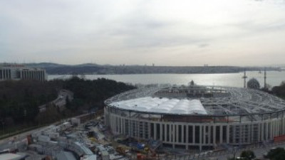 Vodafone Arena'da 'Beşiktaş' göründü !