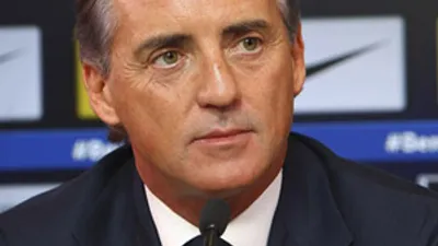 Mancini İtalya'yı salladı !