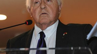 Yarsuvat'tan Dürüst ve Albayrak sitemi