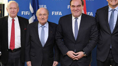 Demirören Blatter ile buluştu