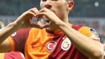Alex Telles'i Roberto Carlos yaptılar !