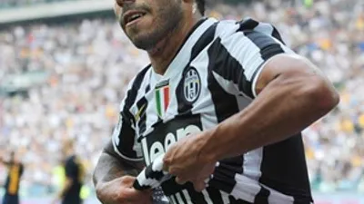 Tevez resmen Boca Juniors'ta !