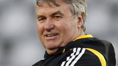 Jose Mourinho’nun yerine Guus Hiddink