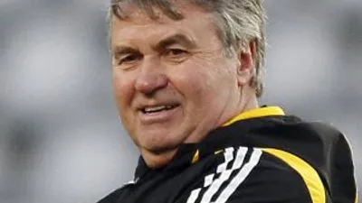 Jose Mourinho’nun yerine Guus Hiddink