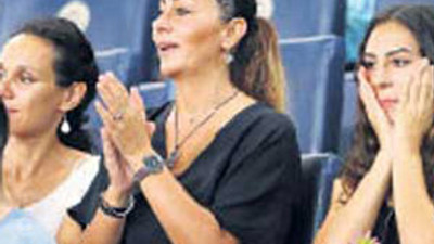 İsmail Kartal'ın ailesi kaza geçirdi !