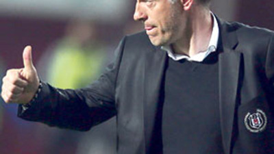 Bilic derbi kazanamadan gidiyor...
