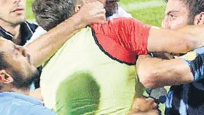 Play-off finalinde kavga !