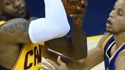 Curry, LeBron'a 'dur' dedi !