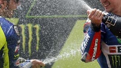 Jorge Lorenzo'dan üst üste 4. zafer !