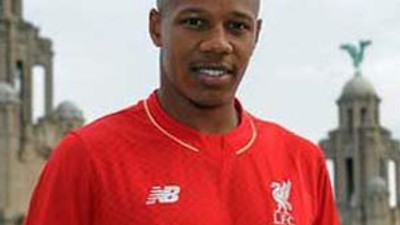 Clyne resmen Liverpool'da