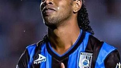 Ronaldinho, transferini duyurdu